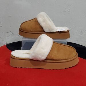 Altard State Matisse Mammoth Slip on Platform Fur Lined Shoes Size 10